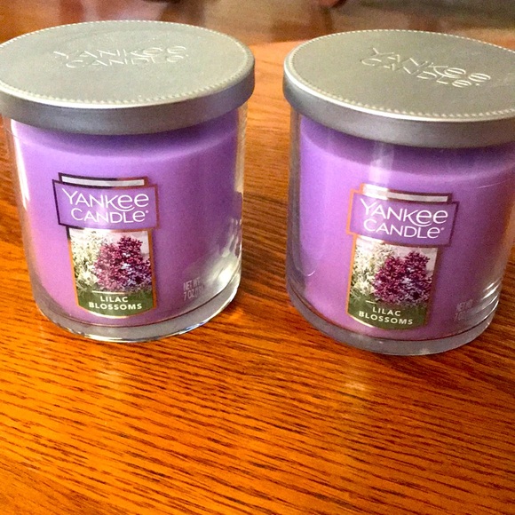 Yankee Candle Lilac Blossoms set of 2 candles